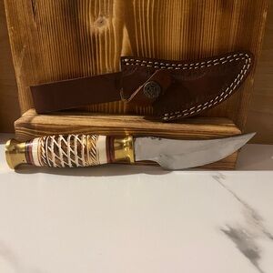 Handmade  4.25” Fixed Blade Trailing Point Knife Custom W/Leather Sheath